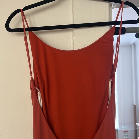 Lenny Dress in rust by Katie May (Revovle) - Picture 2 of 3